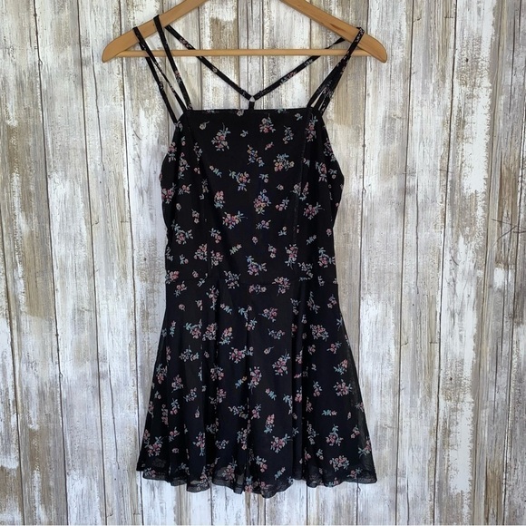 Xhilaration Pants - Xhilaration Black & Floral Romper